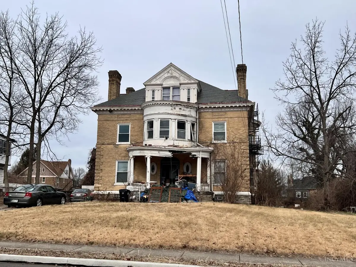 974 Burton Avenue, Cincinnati, OH 45229 - #1