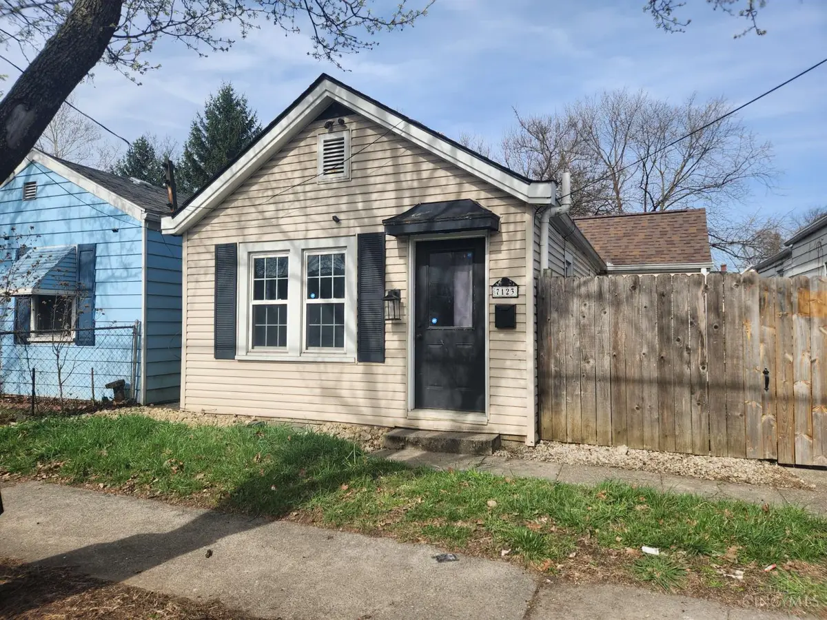 7123 Fairpark Avenue, Cincinnati, OH 45216 - #1