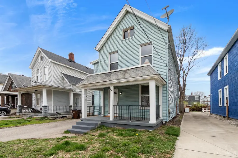 106 Township Avenue, Elmwood Place, OH 45216 - #3