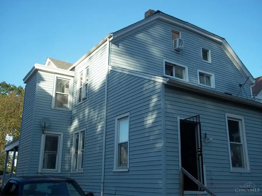 1839 Hewitt Avenue, Cincinnati, OH 45207 - #2
