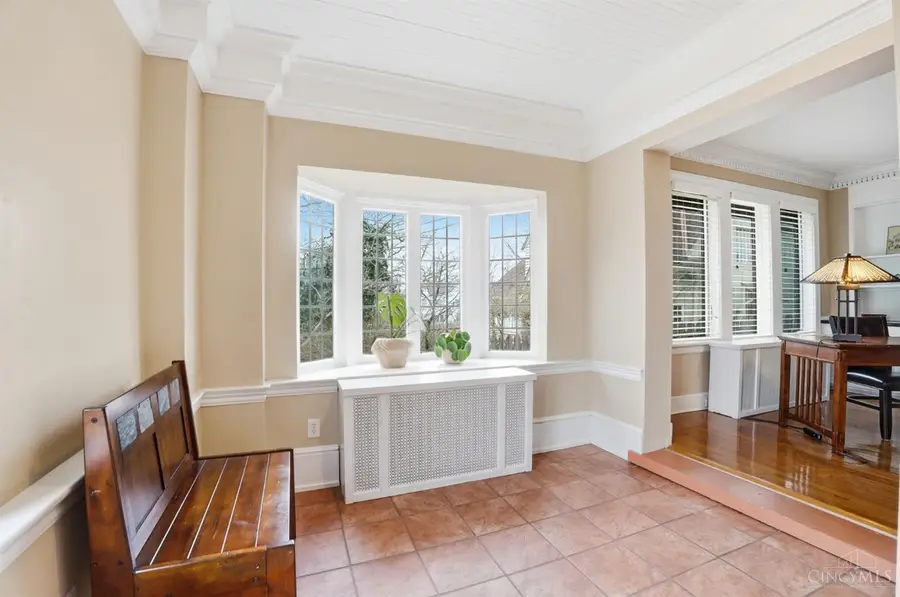 1253 Herschel Avenue, Cincinnati, OH 45208 - #3