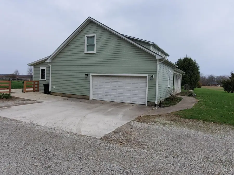 3064 Oxford Middletown Road, Hamilton, OH 45013 - #2