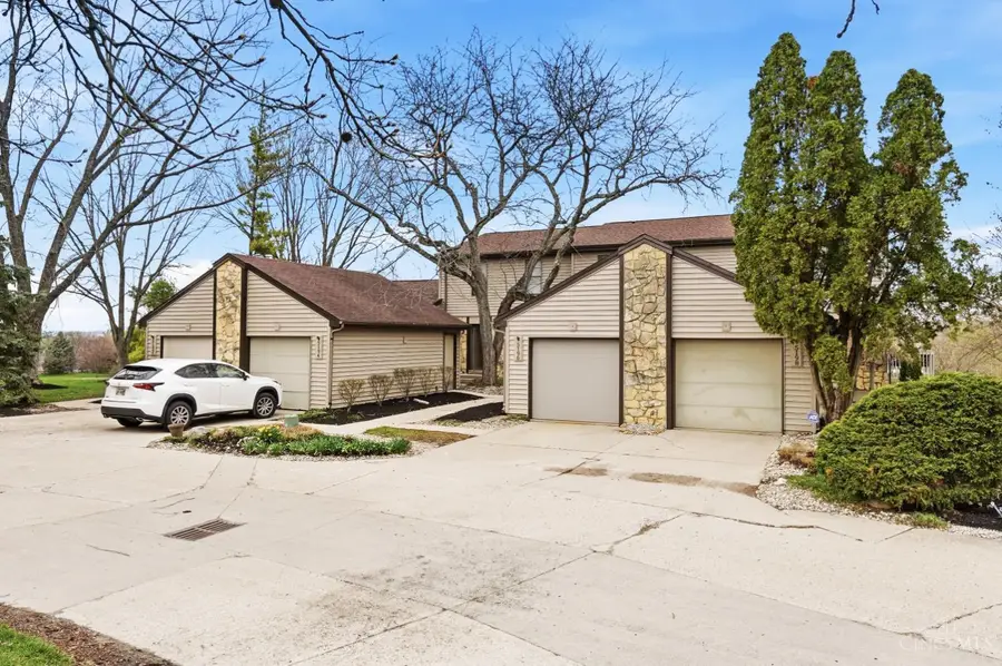 5196 Putters Circle, West Chester, OH 45069 - #2