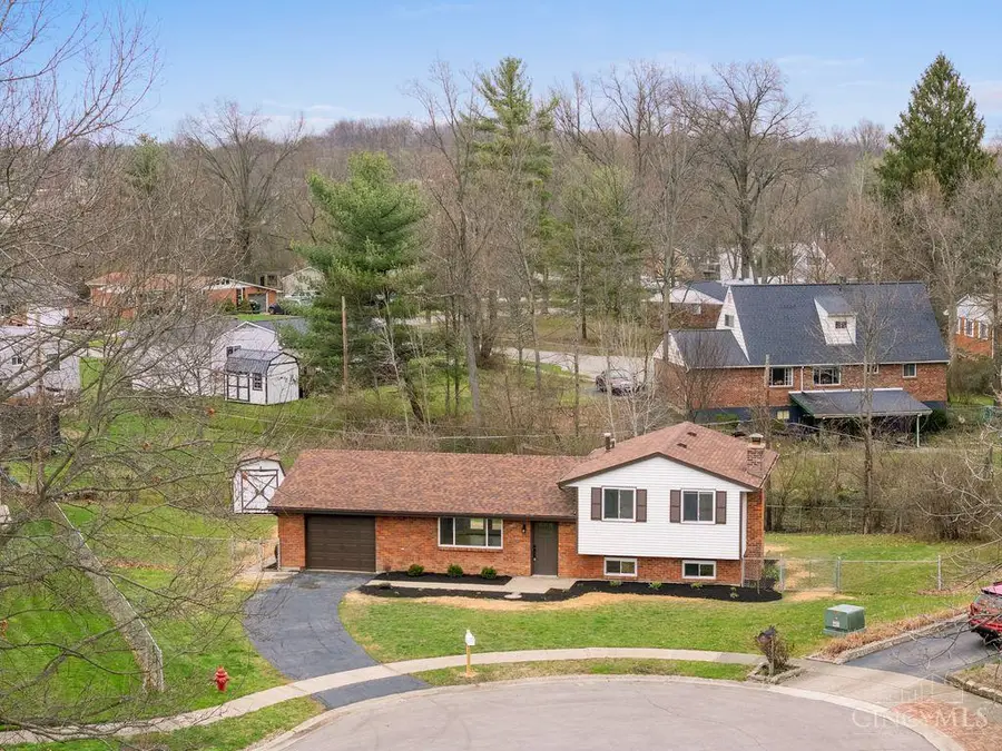 718 E Levitt Place, Withamsville, OH 45245 - #2