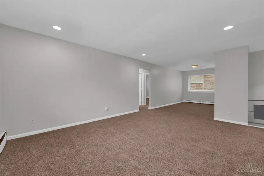 6110 Stover Ave, Cincinnati, OH 45237 - #2