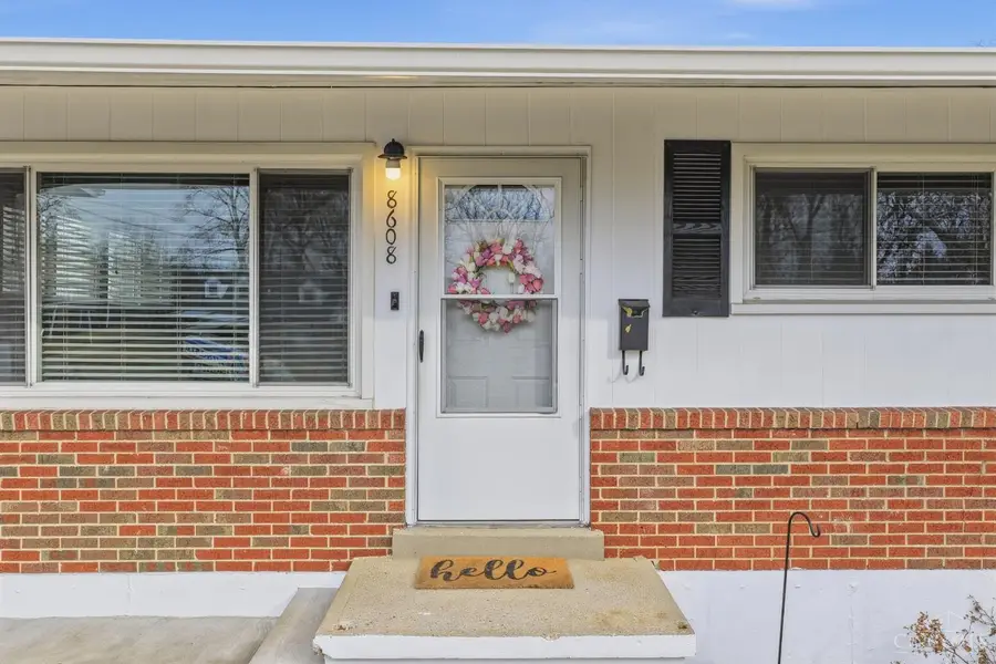 8608 Dundalk Court, Sycamore, OH 45236 - #2