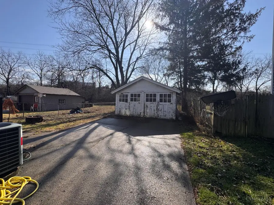 645 Blanche Ave., Arlington Heights, OH 45215 - #3