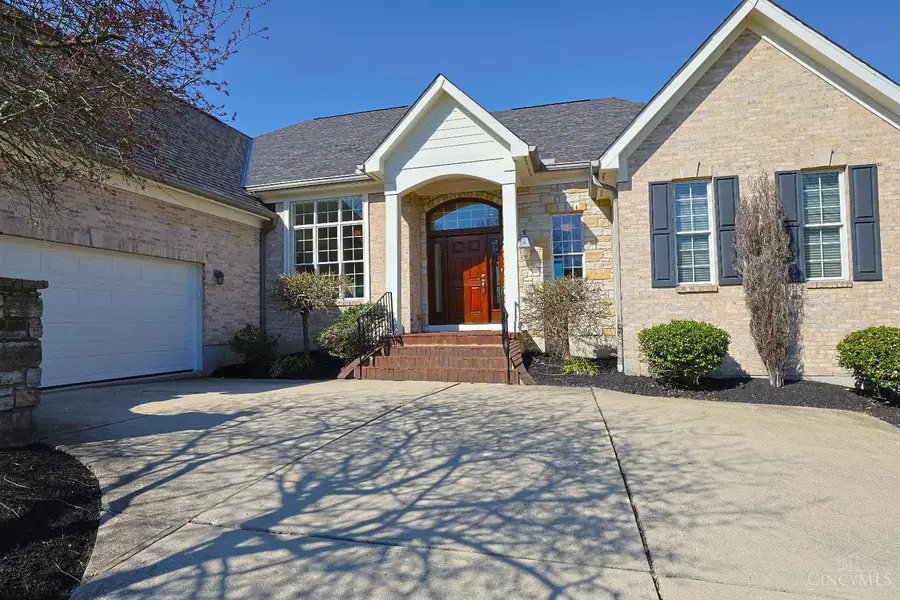 10263 Ryans Way, Blue Ash, OH 45241 - #3