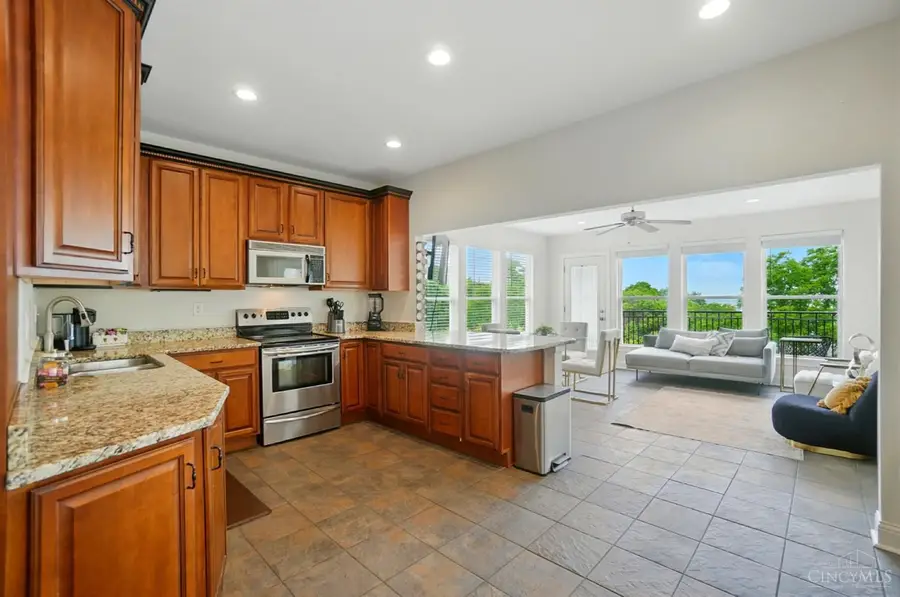 918 Mt Hope Avenue, Cincinnati, OH 45204 - #2