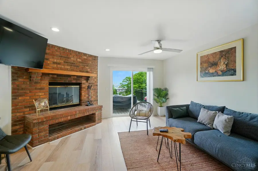 918 Mt Hope Avenue, Cincinnati, OH 45204 - #3