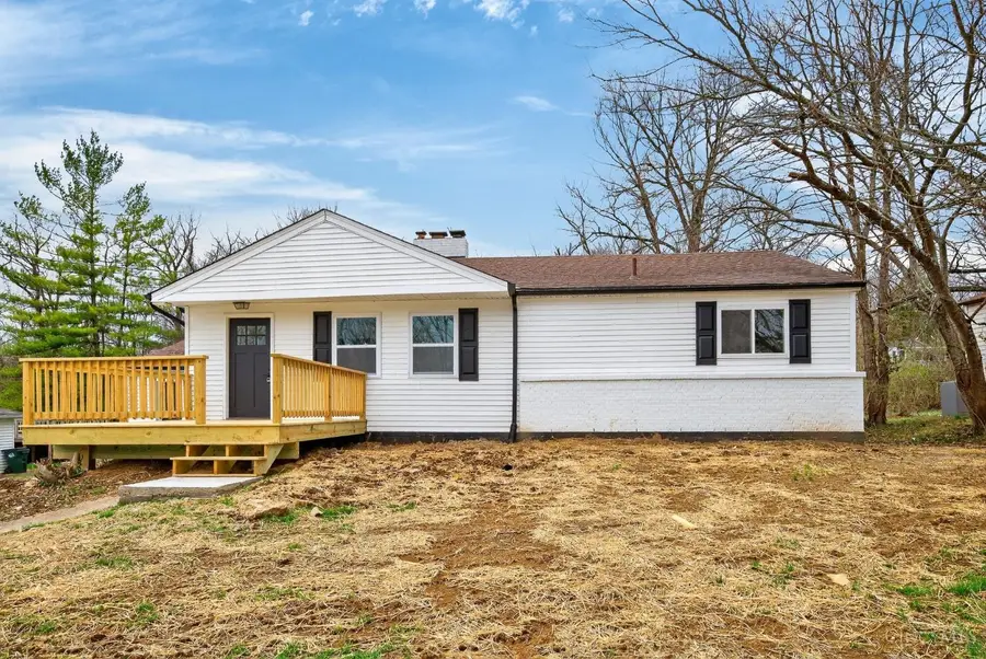 10055 Ronnie Road, Woodlawn, OH 45215 - #2