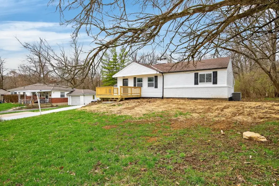 10055 Ronnie Road, Woodlawn, OH 45215 - #3