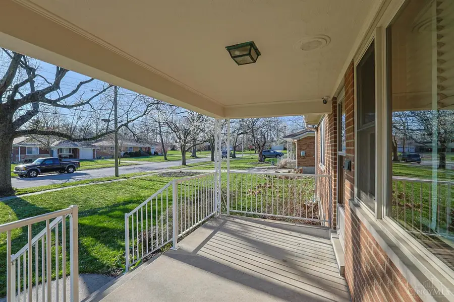 5921 Monticello Avenue, Cincinnati, OH 45224 - #2