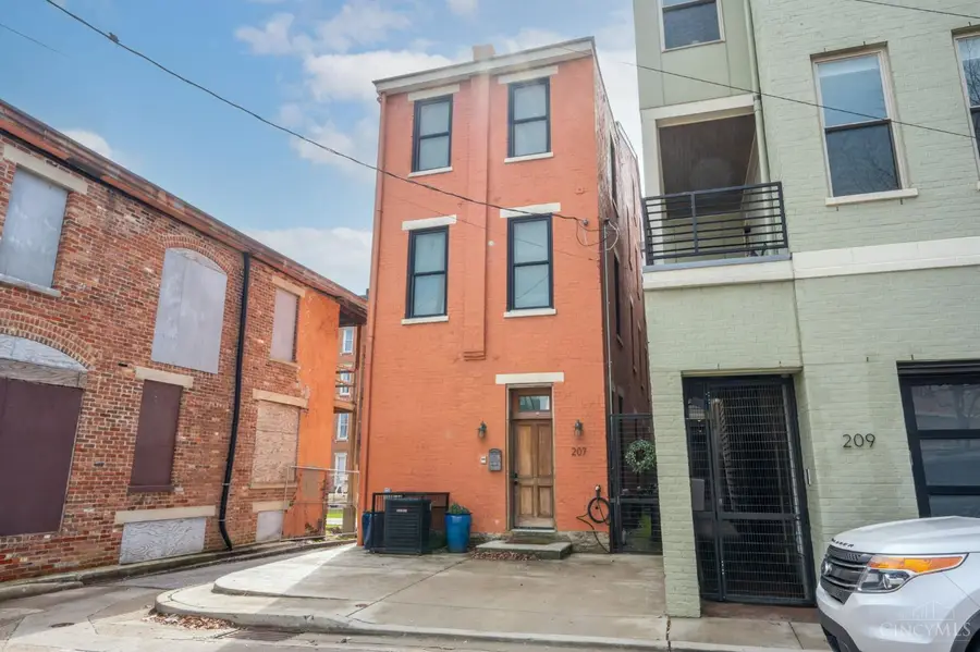 207 Kemp Alley, Cincinnati, OH 45202 - #3