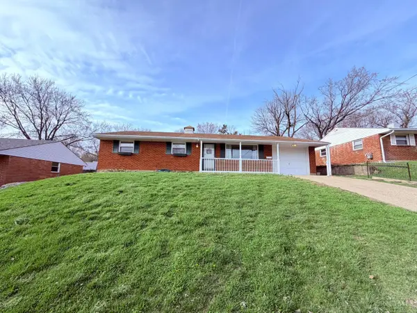 922 Castro Lane, Springdale, OH 45246