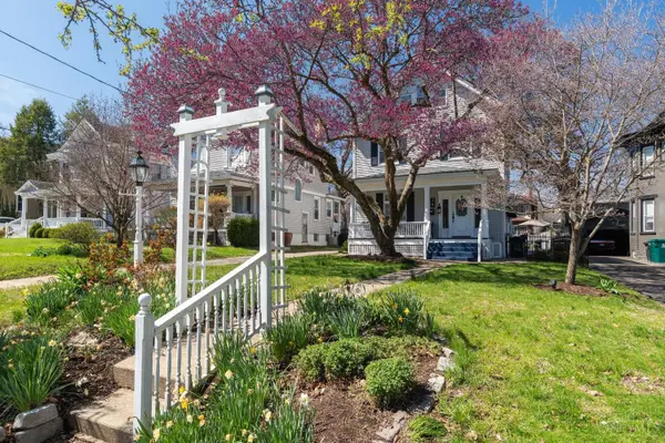 3767 Hyde Park Avenue, Cincinnati, OH 45209