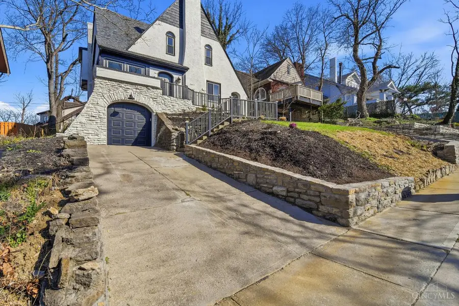 3970 Abington Avenue, Cincinnati, OH 45229 - #2