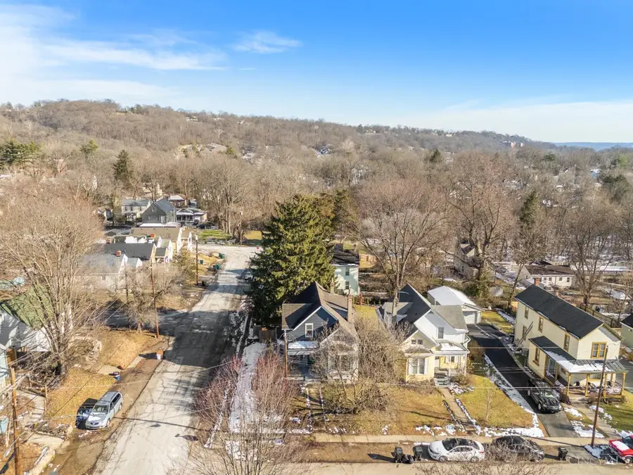 4726 Castle Place, Cincinnati, OH 45227 - #3