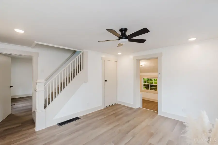 555 E Sycamore Street, Miamisburg, OH 45342 - #3