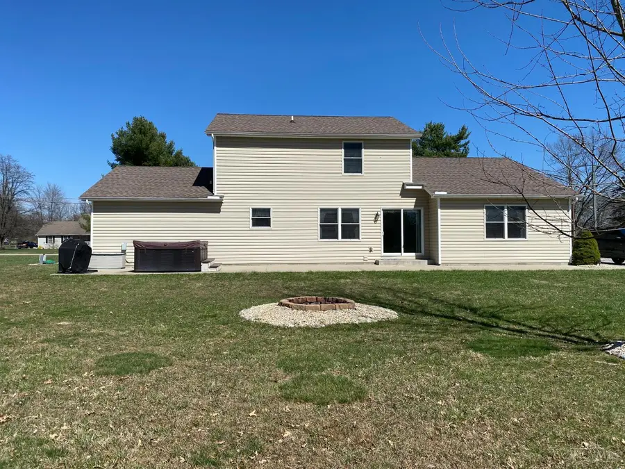 946 Brunswick Drive, Lake Lorelei, OH 45118 - #3