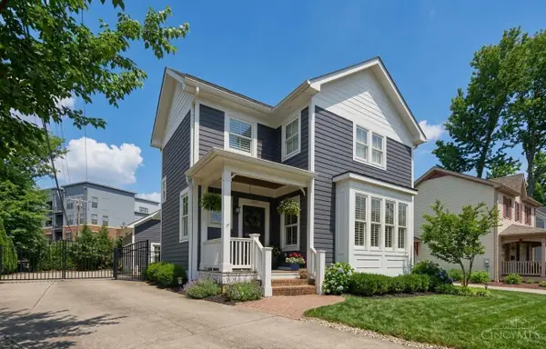 7913 Cooper Road, Montgomery, OH 45242