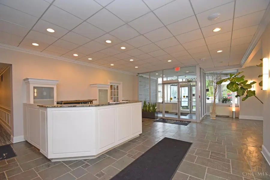 2200 Victory Parkway #2002, Cincinnati, OH 45206 - #3