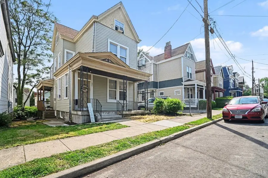 421 Southview Avenue, Cincinnati, OH 45219 - #3