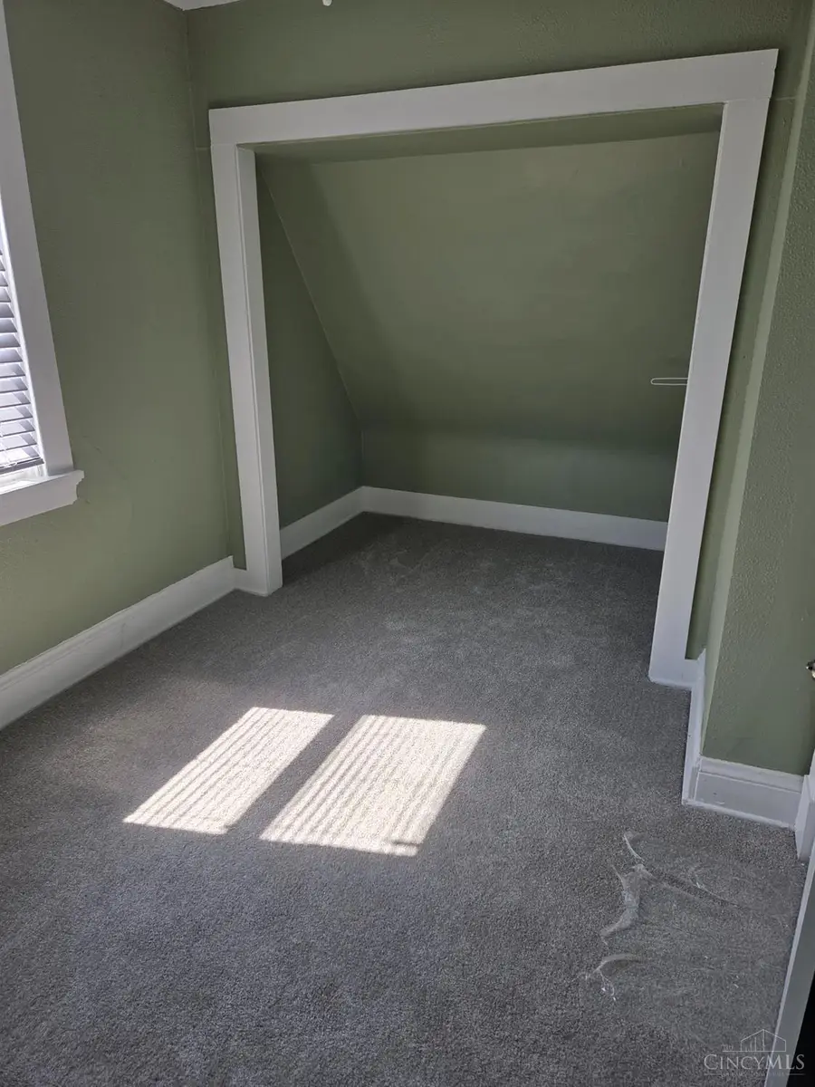 4202 Harding Avenue, Cheviot, OH 45211 - #3