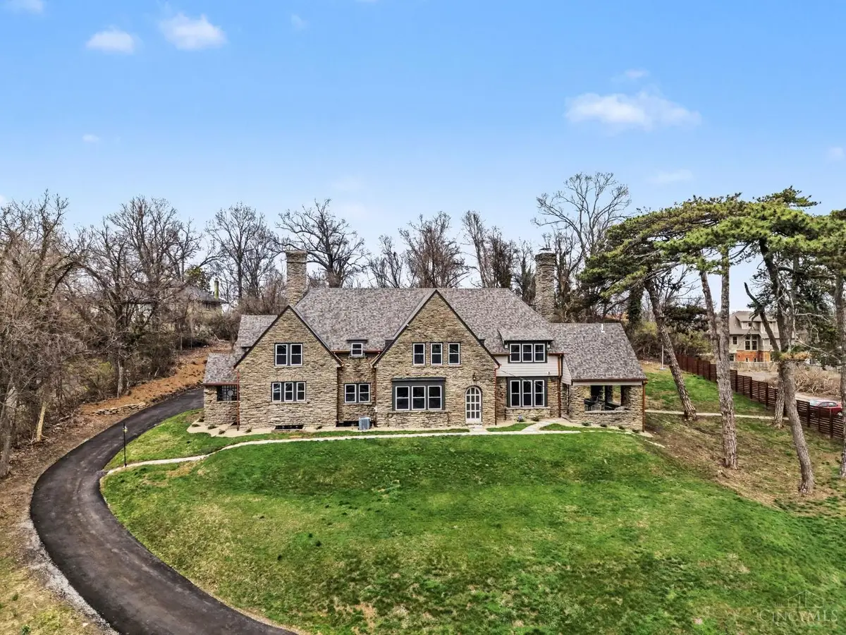 740 N Fred Shuttlesworth Circle, Cincinnati, OH 45229 - #1