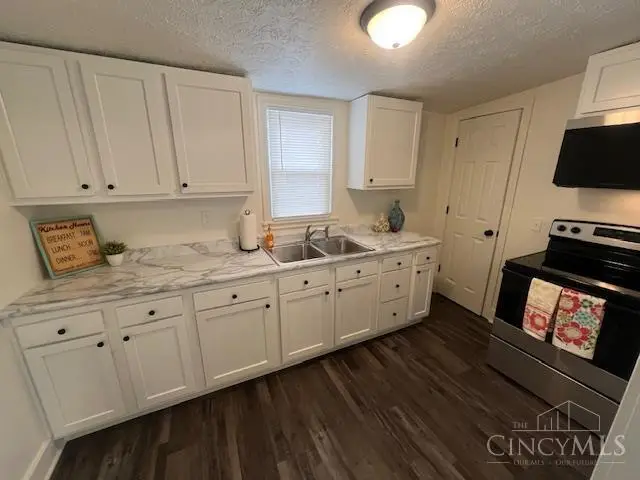 1351 Parrish Avenue, Hamilton, OH 45011 - #3