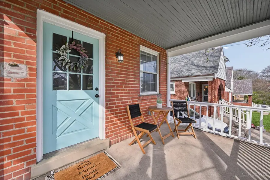 4052 Mcfarran Avenue, Cincinnati, OH 45211 - #3