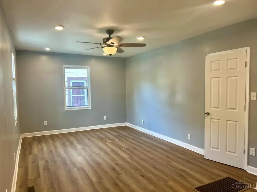 1613 Wyoming Avenue, Cincinnati, OH 45205 - #2