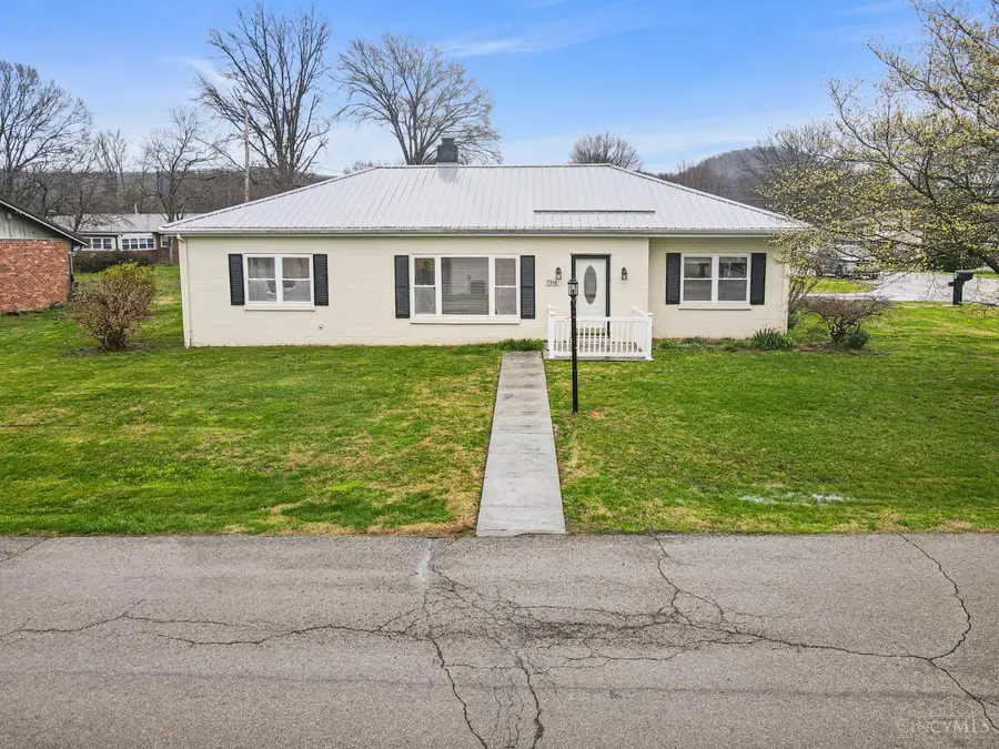 1710 Ridgeway Road, Aberdeen, OH 45101 - #3