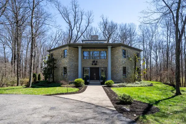 9550 Tall Trail, Indian Hill, OH 45242