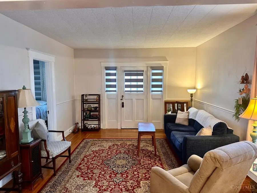 4006 Taylor Avenue, Cincinnati, OH 45209 - #3