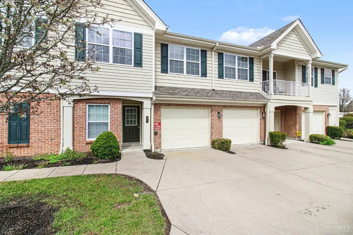 2047 Commons Circle Drive, Batavia, OH 45103 - #1