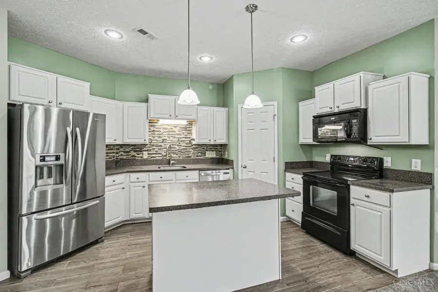 2047 Commons Circle Drive, Batavia, OH 45103 - #3