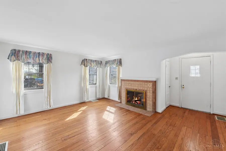 2512 Moundview Drive, Norwood, OH 45212 - #2