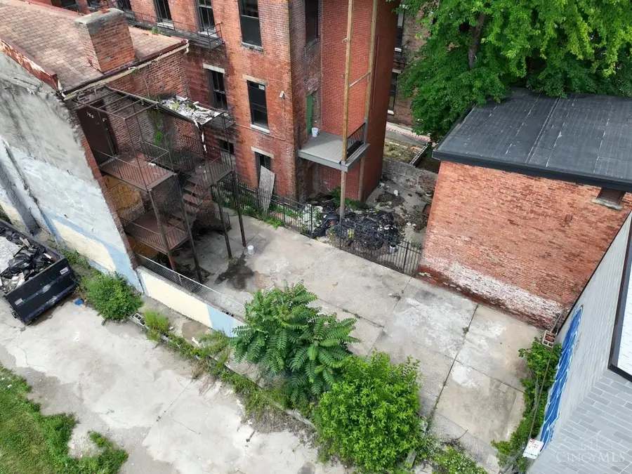 1606 Elm Street, Cincinnati, OH 45202 - #2