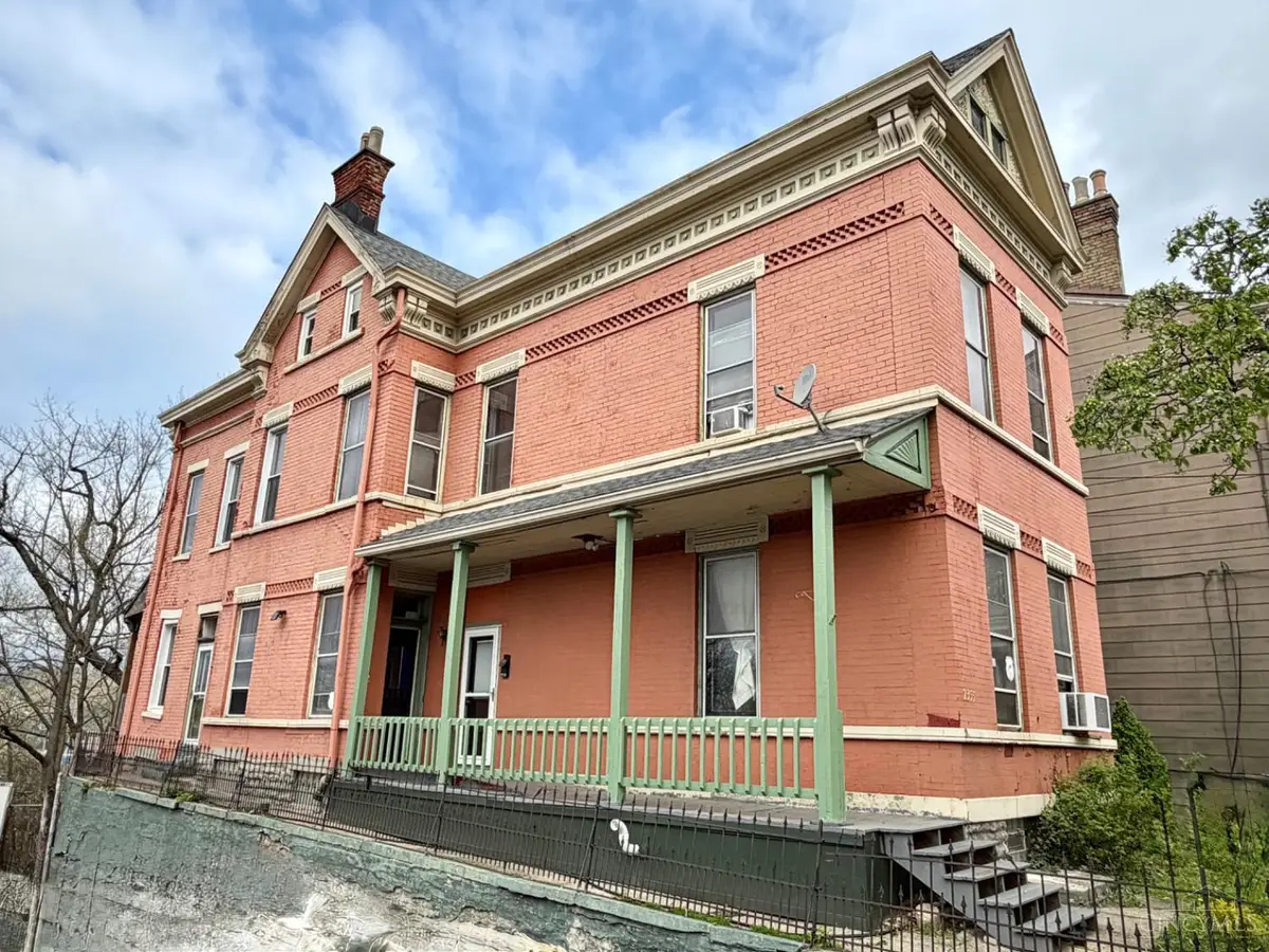 2355 W Mcmicken Avenue, Cincinnati, OH 45214 - #1