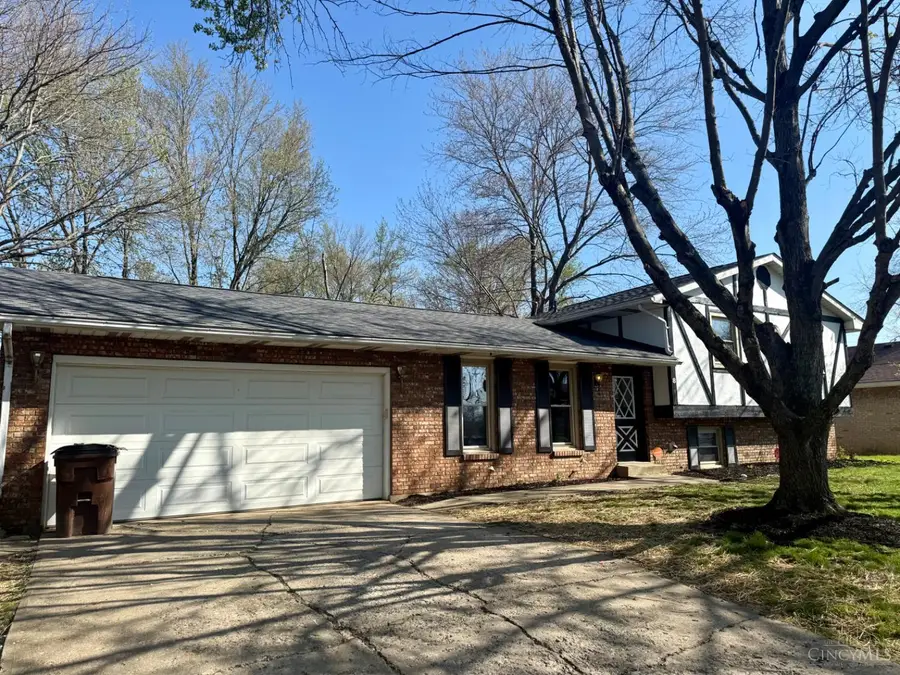 8 Oak Avenue, Trenton, OH 45067 - #3