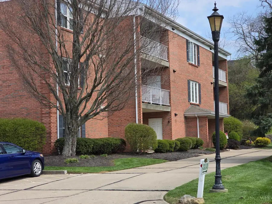 5530 Westwood Northern Boulevard, Cincinnati, OH 45248 - #2