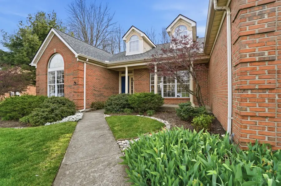 9482 Lake View Drive, Loveland, OH 45140 - #3