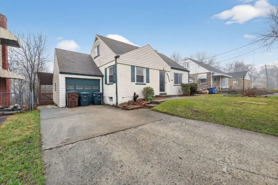 8634 Daly Road, Finneytown, OH 45231 - #2