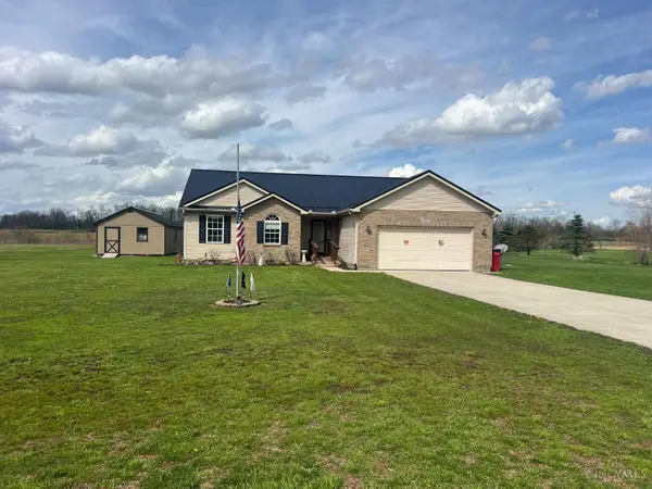 5087 Panhandle Road, New Vienna, OH 45159