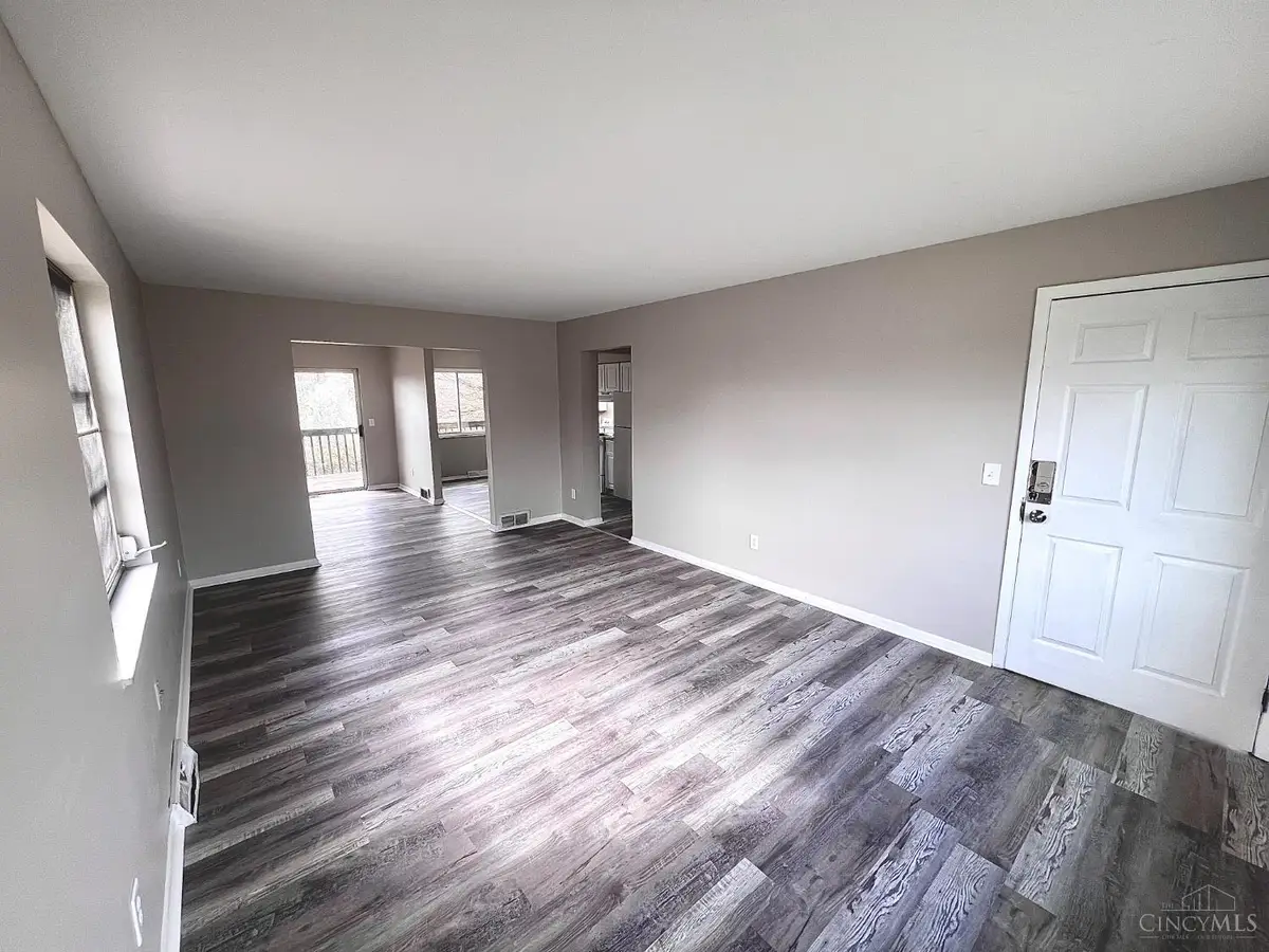 2901 W Tower Avenue, Cincinnati, OH 45238 - #1