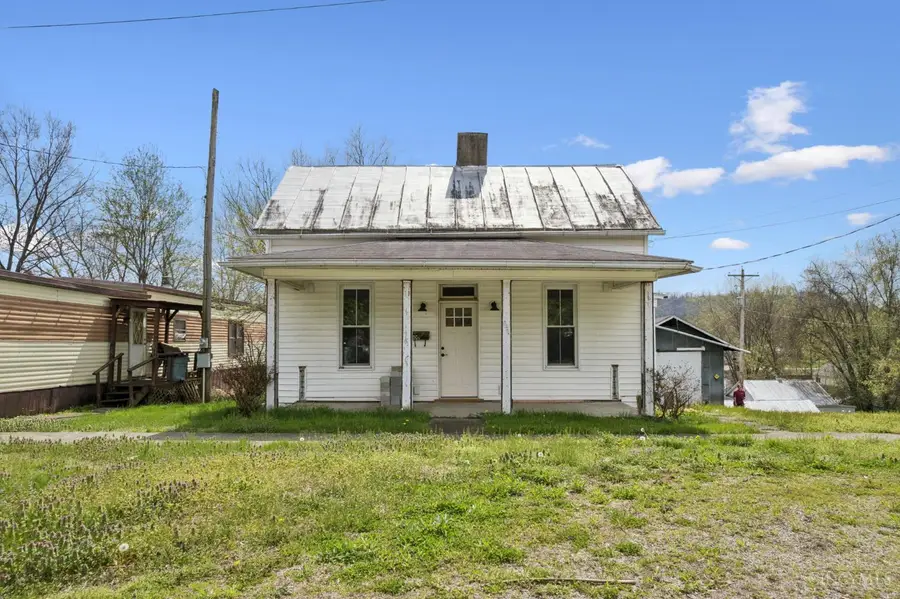 400 E 7th, Manchester, OH 45144 - #2