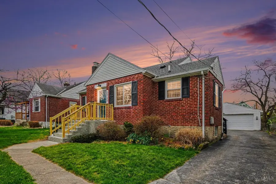 3737 Oleary Avenue, Deer Park, OH 45236 - #2