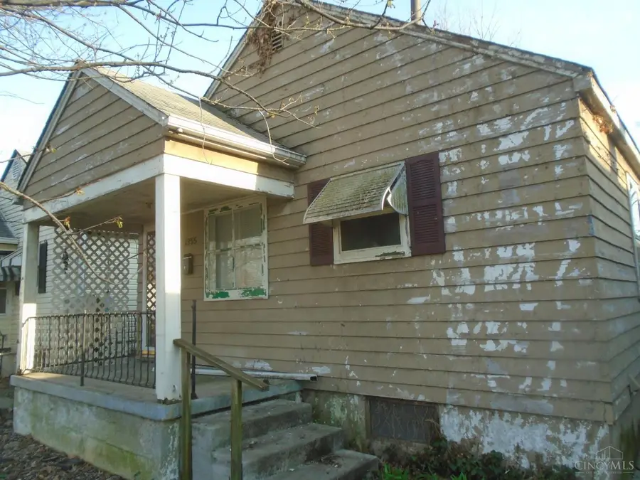 1355 Ross Avenue, Hamilton, OH 45013 - #3