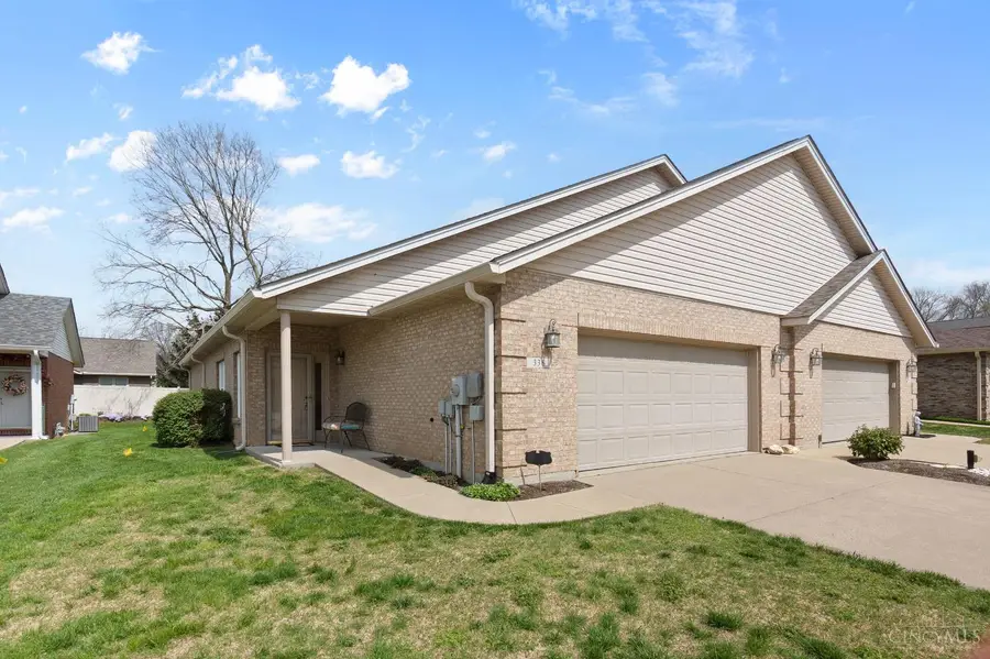 336 Lauryn Meadows Court, Fairfield, OH 45014 - #2